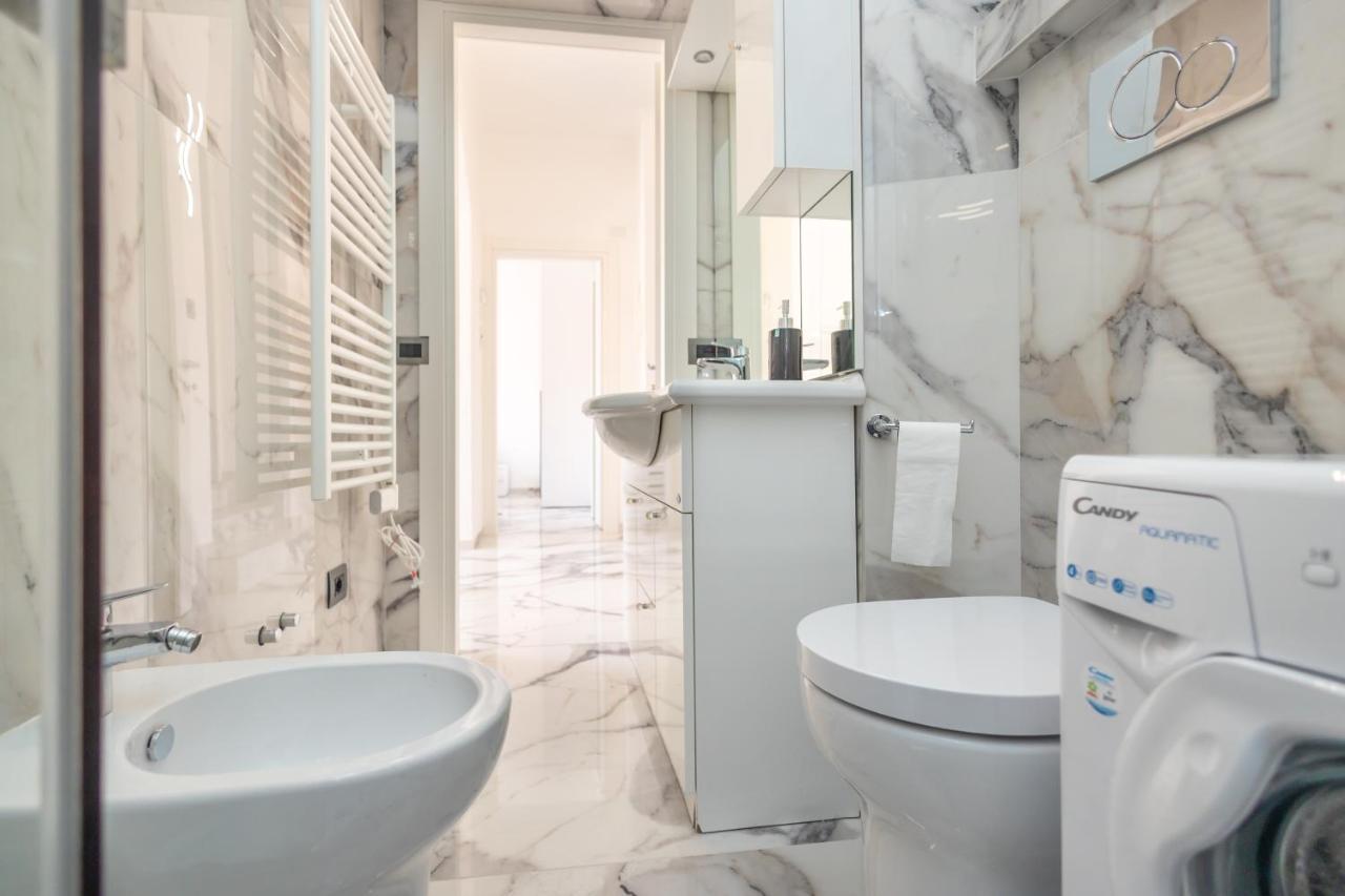 Casa Vacanza " La Rosa " Imperia Liguria Екстериор снимка